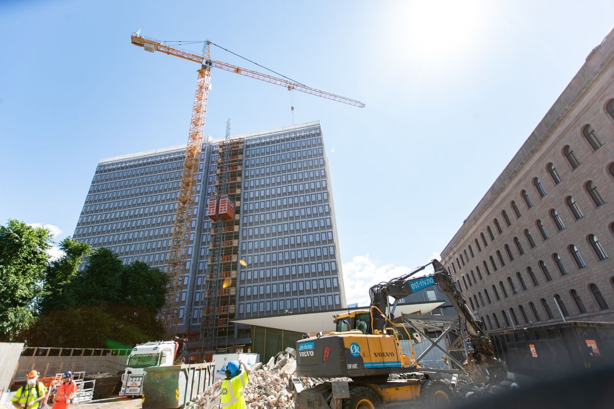 Reaksjoner på revidert nasjonalbudsjett: Bekymring for Oslo-brems, manglende tiltakspakke og lite klimafokus